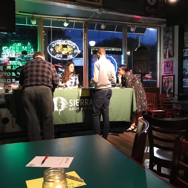 Foto tirada no(a) Smith&#39;s Olde Bar por Jim C. em 11/21/2017