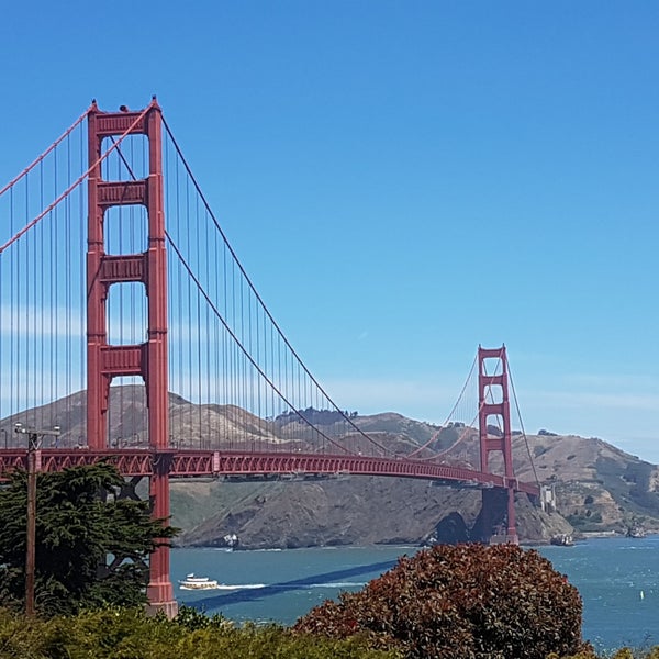 Снимок сделан в Golden Gate Bridge пользователем Claudine F. 6/6/2019