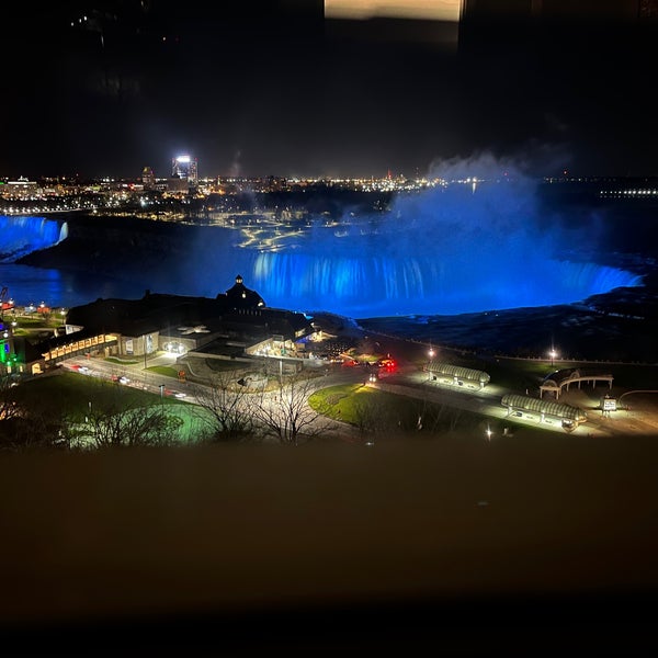 Das Foto wurde bei Niagara Falls Marriott Fallsview Hotel &amp; Spa von Claudine F. am 5/8/2022 aufgenommen