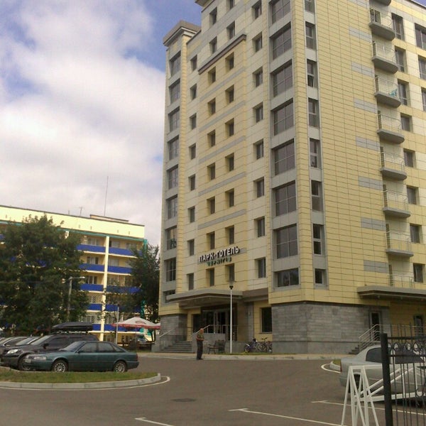 7/19/2013에 Angelina님이 Парк-отель «Чернигов»에서 찍은 사진