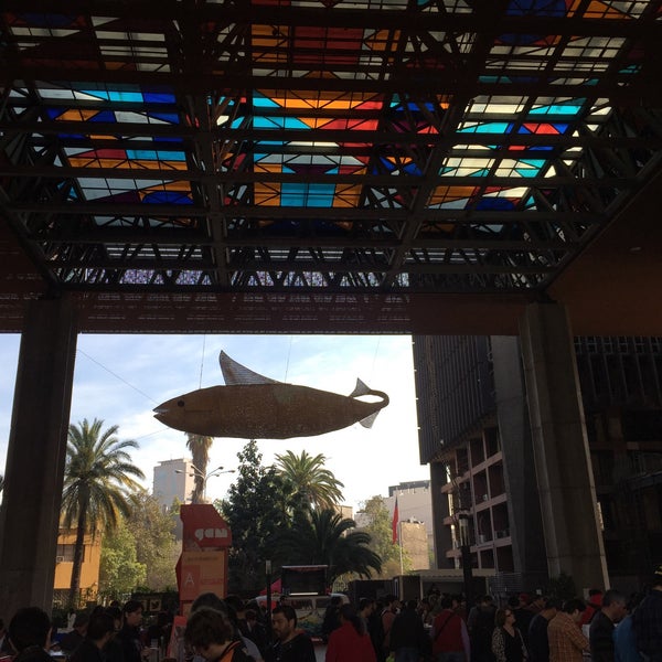 8/29/2015 tarihinde Pedro jose D.ziyaretçi tarafından Centro Cultural Gabriela Mistral'de çekilen fotoğraf