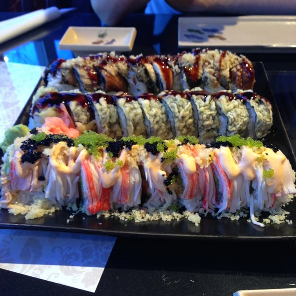 Wasabi Sushi Bistro San Antonio에서 스시 전문점일