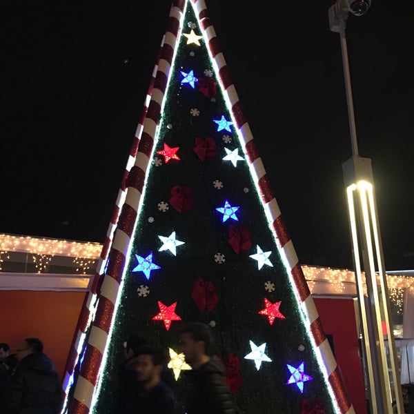 Foto diambil di PodyumPark oleh Tuğçe Su pada 12/12/2015