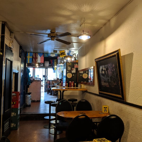 Photo taken at Vegan CatBar by Rodrigo A. on 5/25/2019