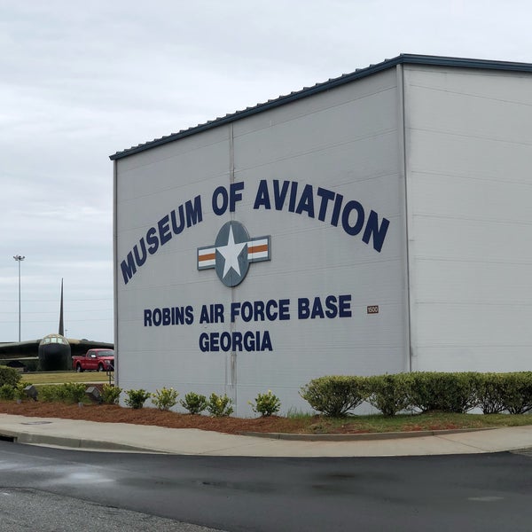 Foto tirada no(a) Museum of Aviation por Raife B. em 4/22/2018