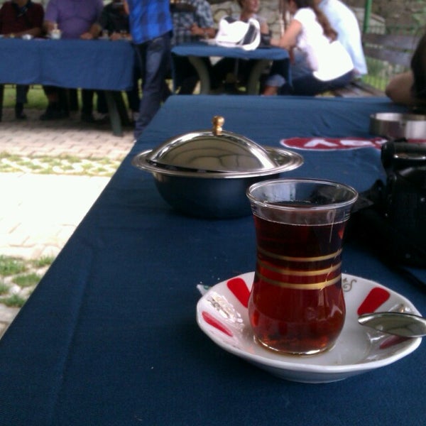 Foto tirada no(a) İkiçay Çay Fabrikası por Ahsen Z. em 7/3/2013