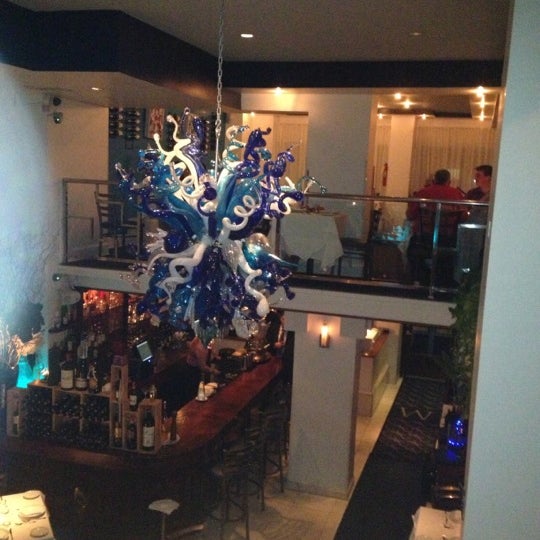 11/22/2012 tarihinde Roy K.ziyaretçi tarafından Marcony Restaurant'de çekilen fotoğraf