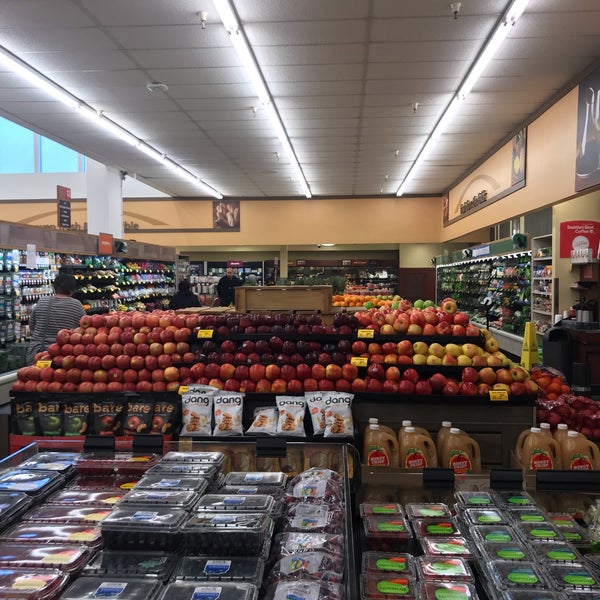 New Safeway store launches The Orchards, Walnut Creek's latest