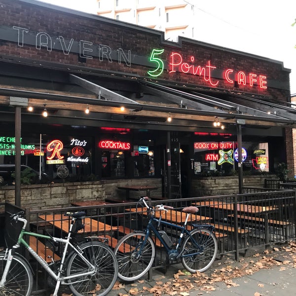 9/13/2019 tarihinde John W.ziyaretçi tarafından The 5 Point Cafe'de çekilen fotoğraf