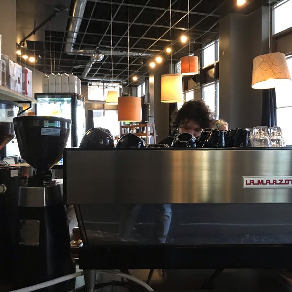 4/17/2019에 John W.님이 Awaken Cafe &amp; Roasting에서 찍은 사진