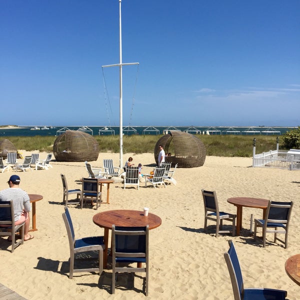 9/4/2016 tarihinde Megan D.ziyaretçi tarafından Beach House Grill at Chatham Bars Inn'de çekilen fotoğraf