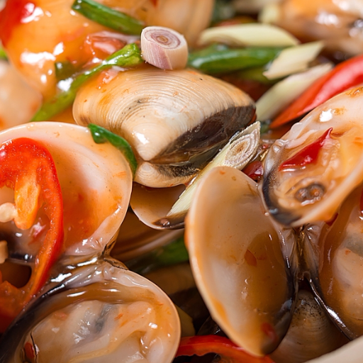 Caramelized clams with crispy garlic at Ngon Villa.