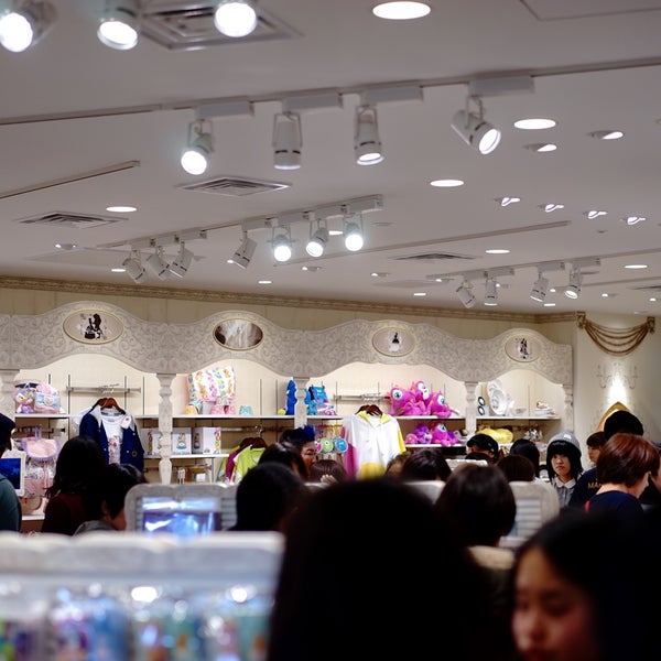 Fotos Em ディズニーストア Fukuoka 福岡県 Fotos Em ディズニーストア Fukuoka 福岡県
