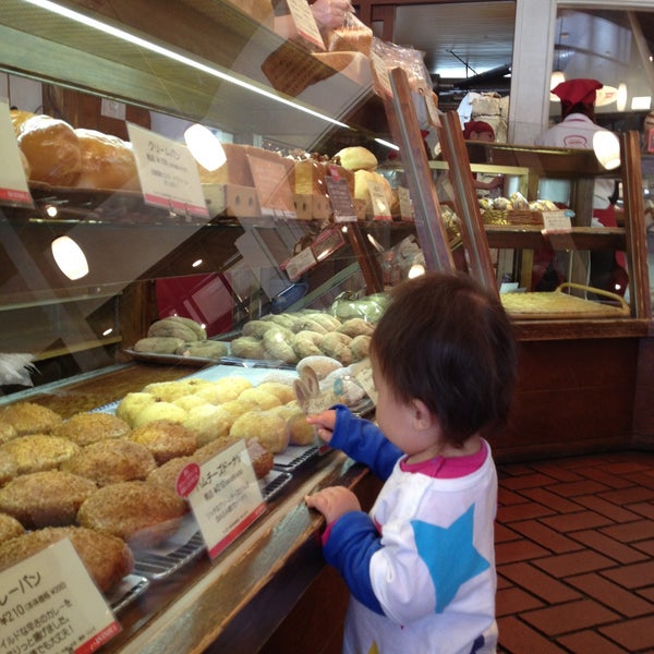 Photos At ブランジェ浅野屋 軽井沢旧道本店 軽井沢町 8 Tips From 1451 Visitors