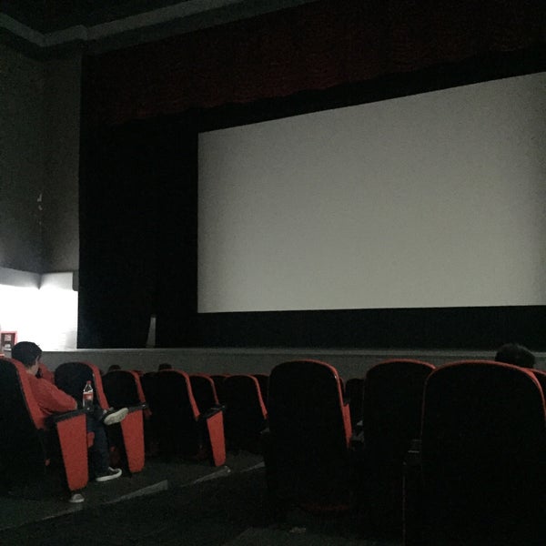 Photo taken at Cine Morelos by Oli A. on 12/6/2018