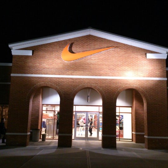 Nike Factory Store - Leesburg Corner 