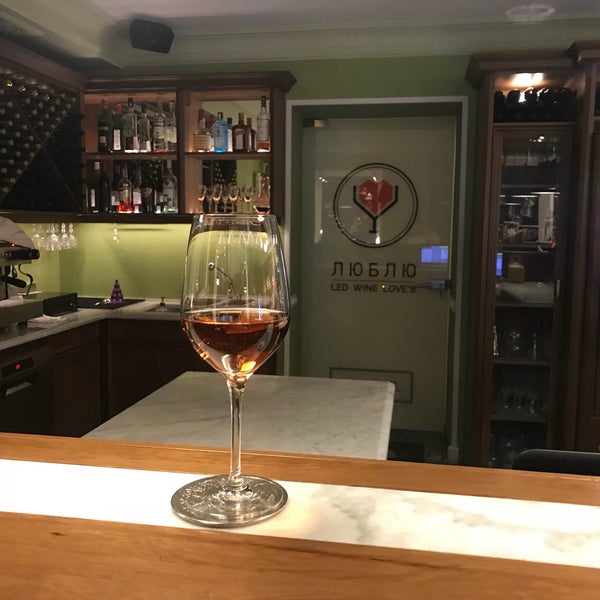 Photo taken at ЛЮБЛЮ: LED. WINE. LOVE&#39;S by Helen on 2/15/2018