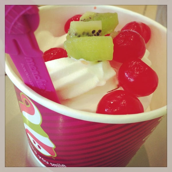 Menchie's Frozen Yogurt Walnut Grove Langley, BC