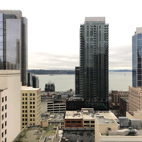 Снимок сделан в Hilton Motif Seattle пользователем Andreas N. 2/7/2018