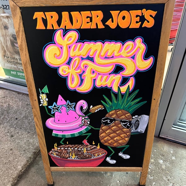 Trader Joe's North Center 49 tips from 5384 visitors