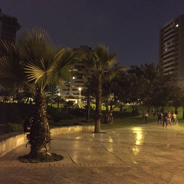รูปภาพถ่ายที่ Parque Yitzhak Rabin โดย Mary เมื่อ 2/12/2017