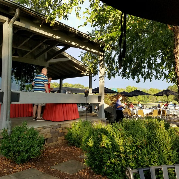 Water's Edge Country Club Golf Course