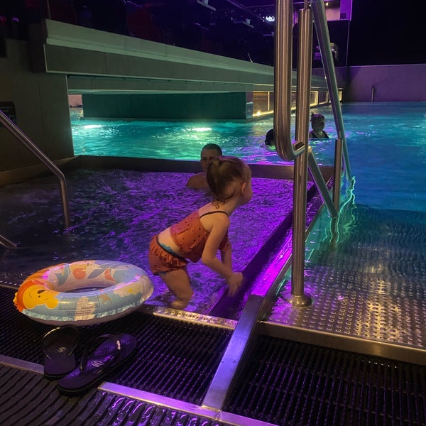 รูปภาพถ่ายที่ VODA aquaclub &amp; hotel โดย K. KUZ&#39;MINA เมื่อ 3/24/2020