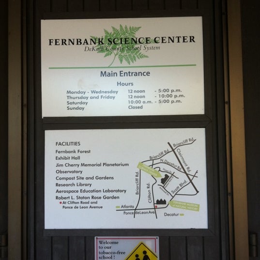 รูปภาพถ่ายที่ Fernbank Science Center โดย Zak D. เมื่อ 1/8/2011
