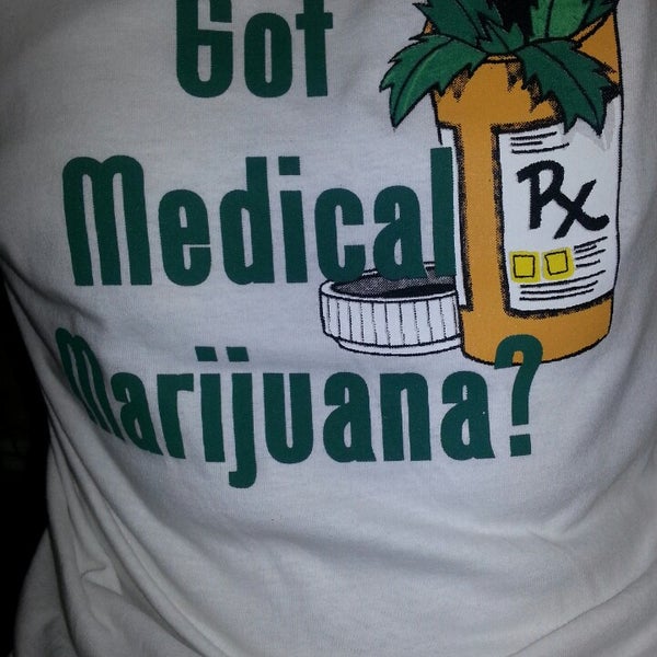 Photo prise au The Marijuana Doctor par Marie S. le5/31/2013