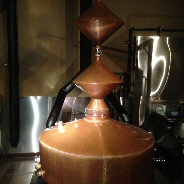 Old sugar. Old english 800 malt liquor. Эмблемы ликеро-водочных заводов. Логотип старина. Old sugar.