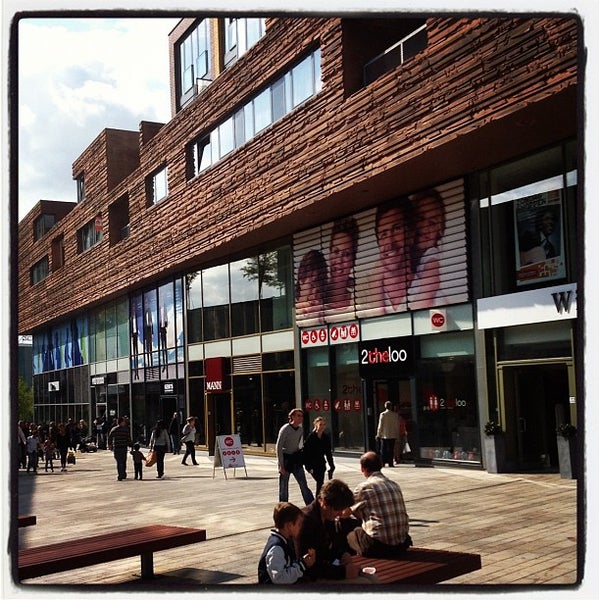 9/15/2012 tarihinde Fred V.ziyaretçi tarafından Citymall Almere'de çekilen fotoğraf