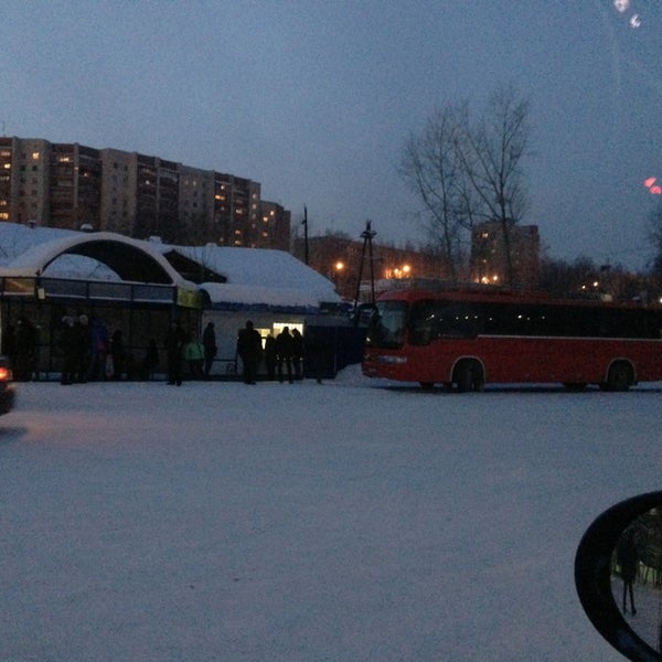 Автобус новоуральск екатеринбург. Автовокзал новоуральск. Автобус кировград невьянск. Расписание автобуса 111 новоуральск пальники. Вокзал ревда.