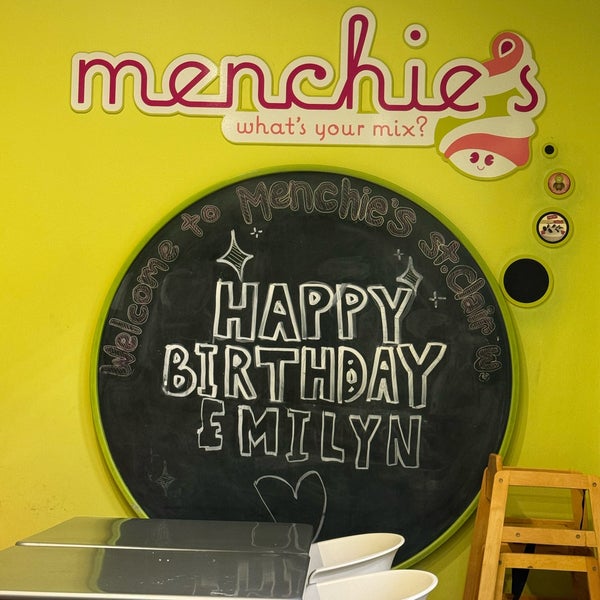 Photo taken at Menchie&#39;s by Alina D. on 12/3/2023