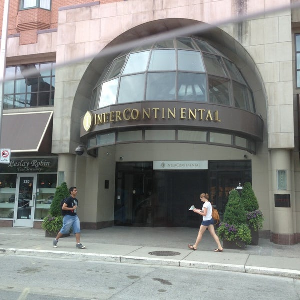 7/23/2013에 Alina D.님이 InterContinental Toronto Yorkville에서 찍은 사진