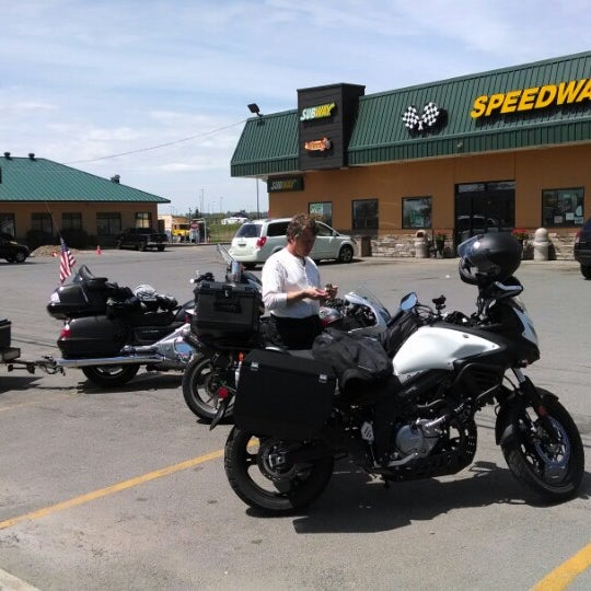 Speedway Plaza Gas Station in Hogansburg