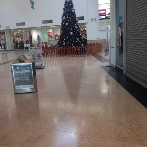 Jetland Shopping Centre - Shopping Mall in Limerick