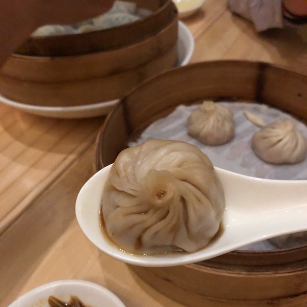 Photo taken at Pinch Chinese by Kevin C. on 9/5/2019