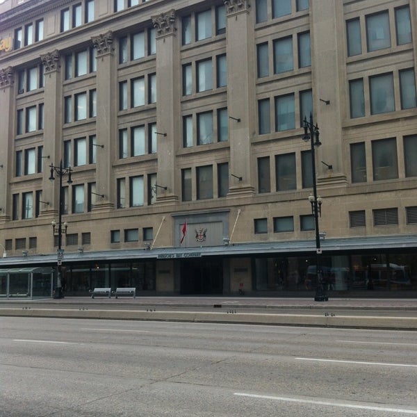 Winnipeg Transit Bus Stop 10707 Vaughan At Portage North Portage