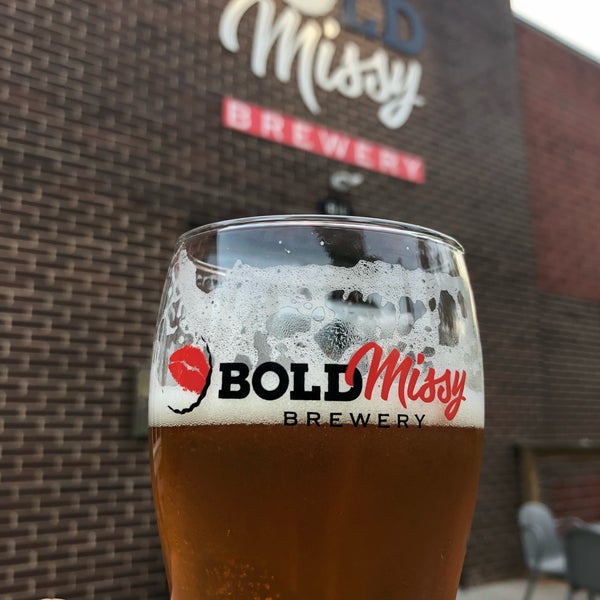 Das Foto wurde bei Bold Missy Brewery von Billy am 5/4/2018 aufgenommen