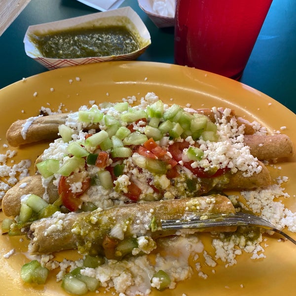 Taqueria El Cometa Taco Restaurant