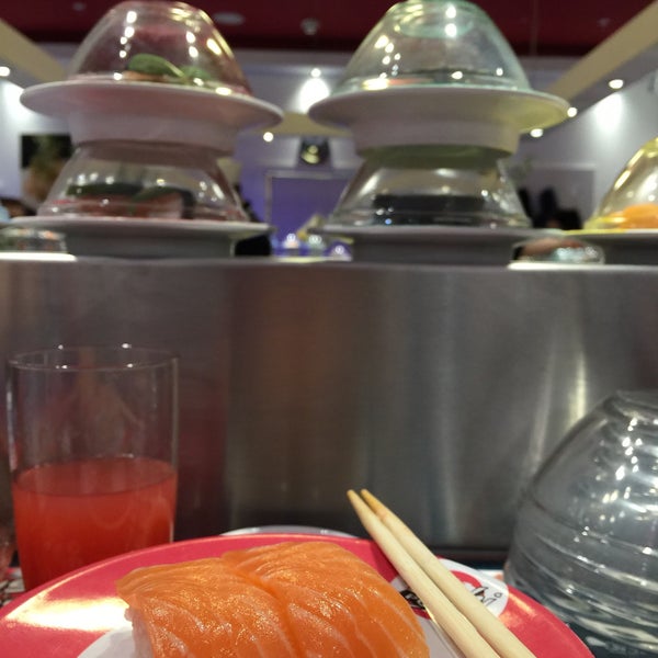 Foto tirada no(a) Sushi Point GmbH por Jariya R. em 12/30/2015