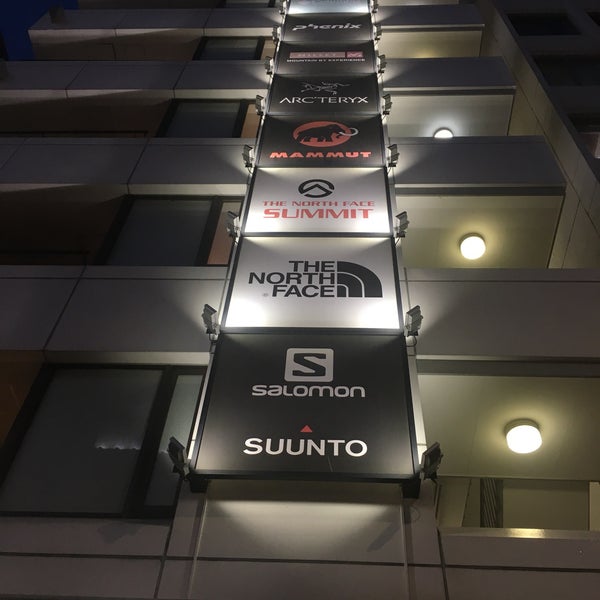 Photos At The North Face Ici Club 神田店 Sporting Goods Shop In 千代田区