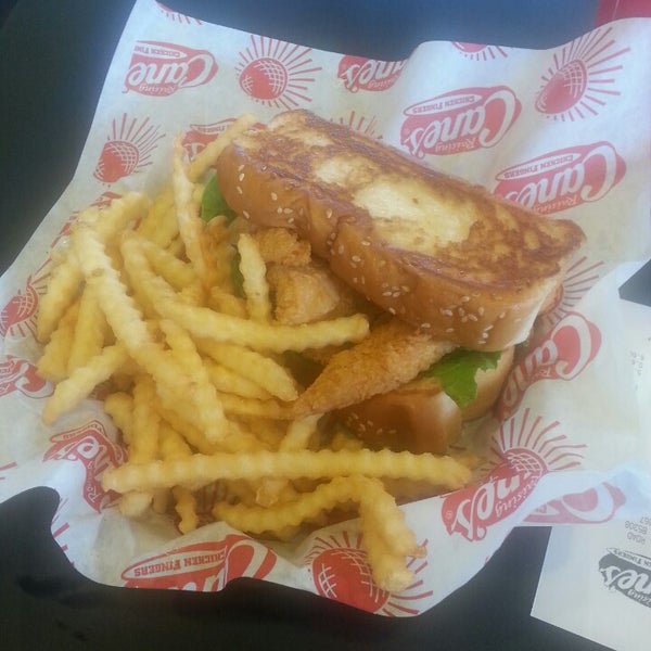 Photo taken at Raising Cane&#39;s Chicken Fingers by Jerry G. on 9/17/2014
