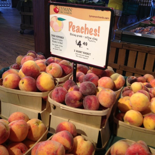Photo taken at Lyman Orchards Apple Barrel Market by Divina &amp; Eddy R. on 8/10/2013