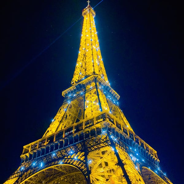 รูปภาพถ่ายที่ Hôtel Mercure Paris Centre Tour Eiffel โดย Mn9 เมื่อ 10/21/2018