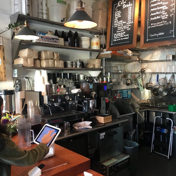 Photo taken at Provender Coffee by Sylvie on 3/24/2018