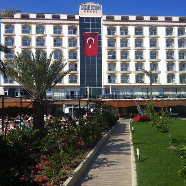 Foto diambil di Sidekum Hotel oleh Onur pada 5/2/2013