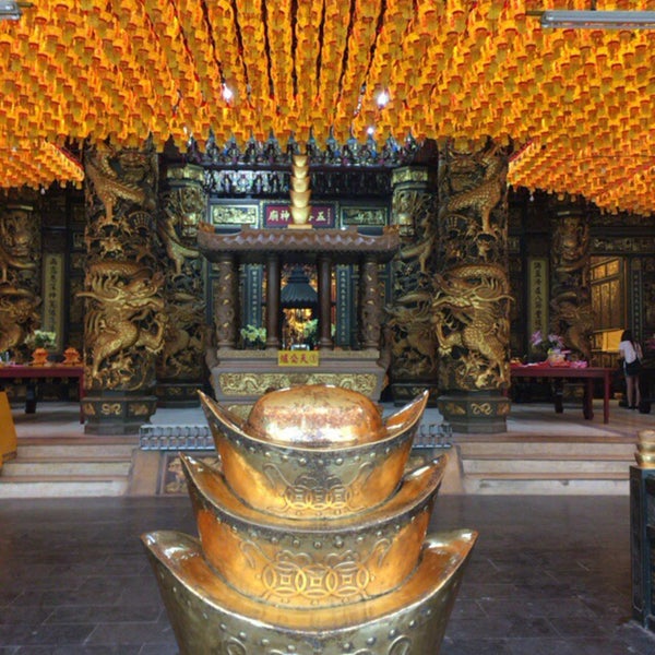 Photos At 石碇五路財神廟