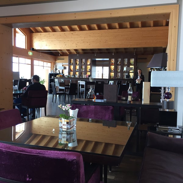 Photo taken at Chalet Royalp Hôtel &amp; Spa by Michel F. on 3/15/2015