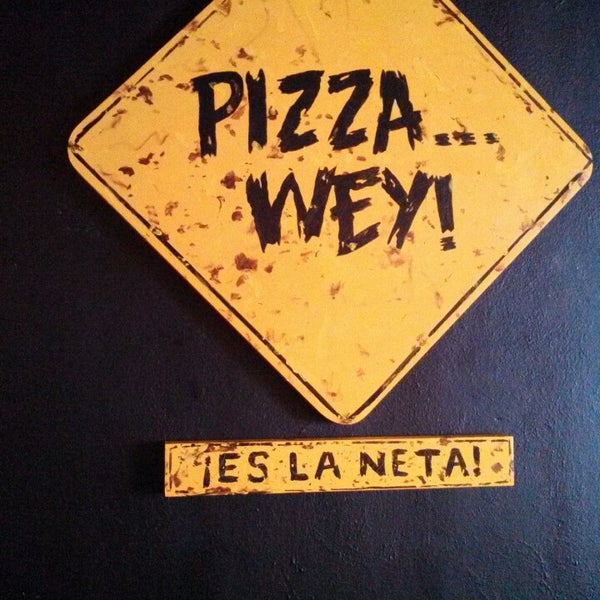 Photo taken at Pizza Wey by Checo&#39;u A. on 1/18/2014